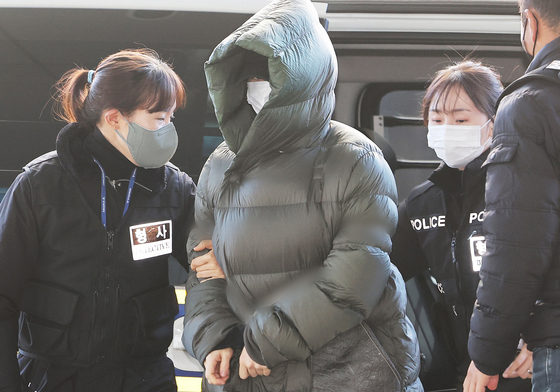 영장실질심사 출석하는 황하나