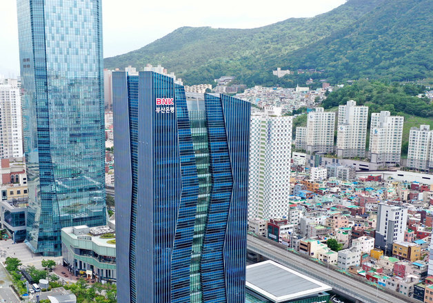 부산은행, 지방은행 최초 '방카슈랑스 디지털 창구' 시행