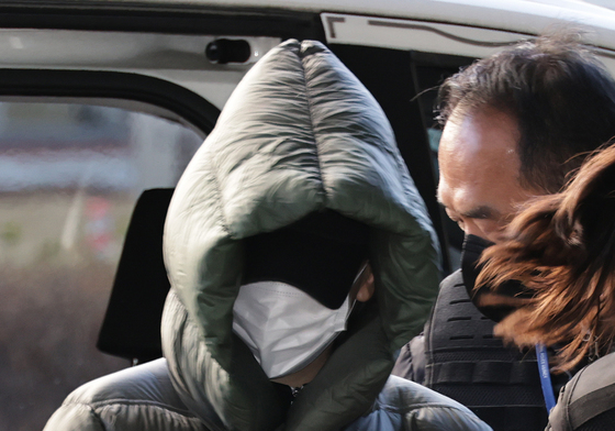 '마약 혐의' 황하나 구속 기소…지인 2명에 필로폰 투약