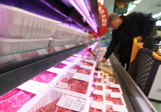 고환율 여파로 식탁물가 '비상'