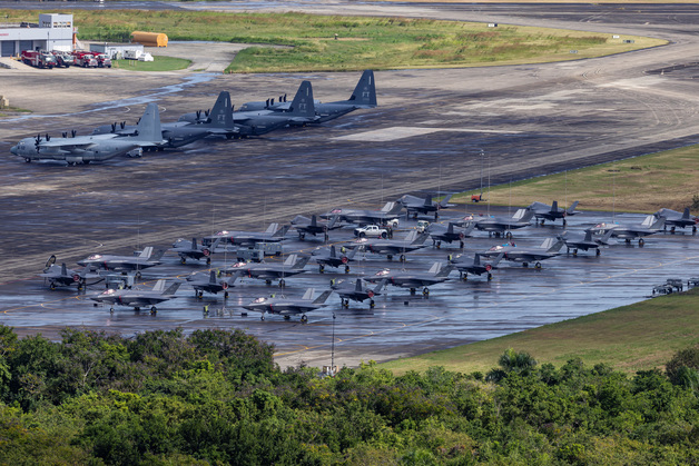 [포토] 푸에르토리코에 주기된 美 F-35 전투기