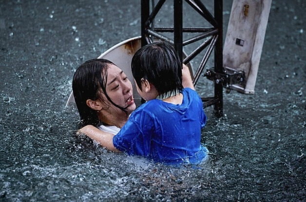 기후멸망을 바라보는 두 시선…'인터스텔라'와 다른 '대홍수' [황덕현의 기후 한 편]