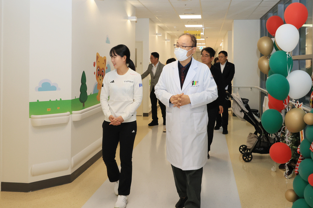 LPGA 진출 앞둔 황유민, 보바스어린이재활센터에 1천만원 기부