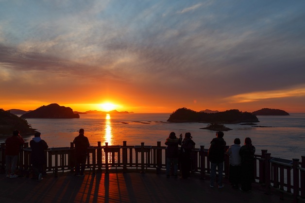진도군, 세방낙조 등 6개소에서 '해넘이·해맞이' 행사