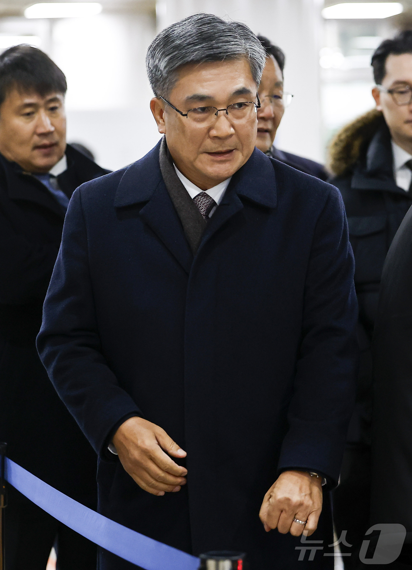 (서울=뉴스1) 오대일 기자 = '서해 공무원 피격 사건' 은폐 시도 및 '월북몰이' 혐의로 재판에 넘겨진 서욱 전 국방부 장관이 26일 서울 서초구 서울중앙지방법원에서 열린 선고 …