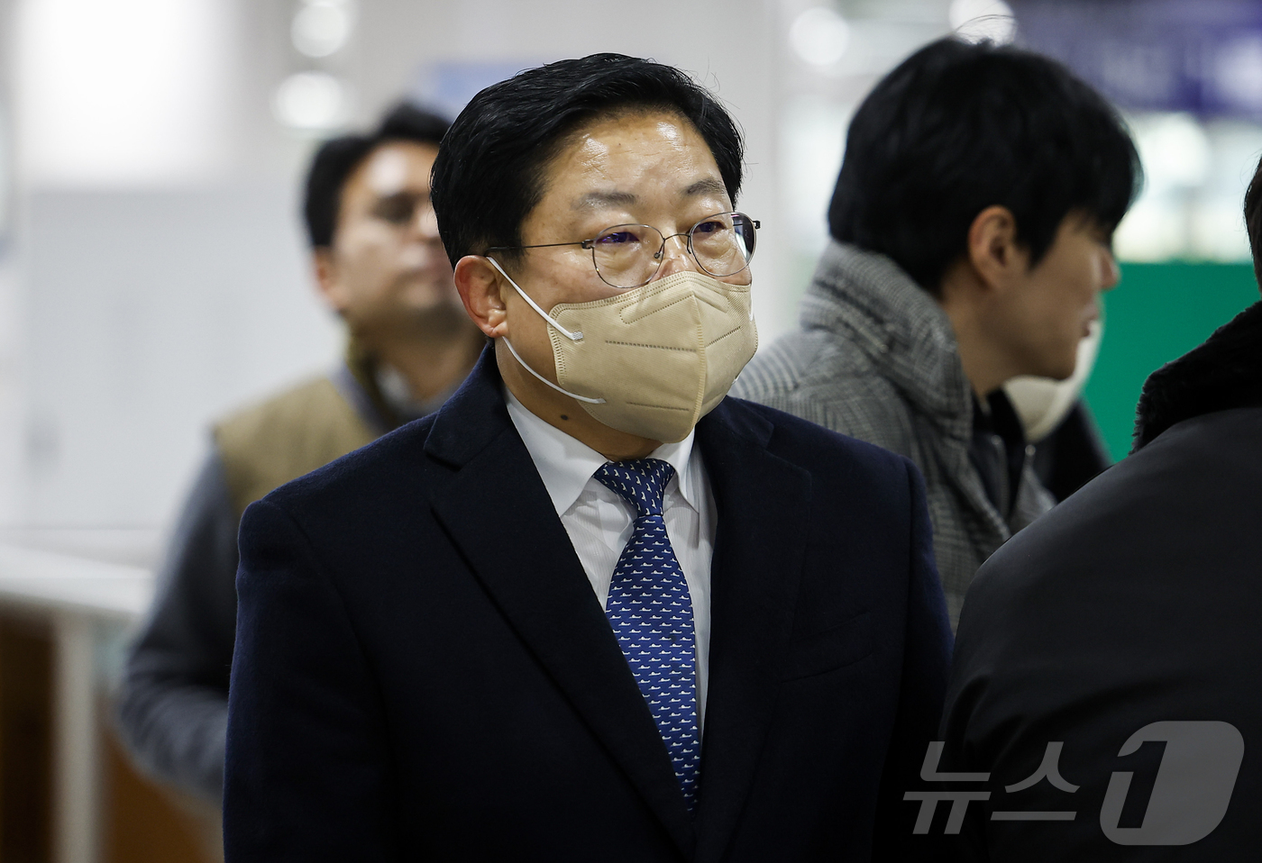 (서울=뉴스1) 오대일 기자 = '서해 공무원 피격 사건' 은폐 시도 및 '월북몰이' 혐의로 재판에 넘겨진 노은채 전 국정원 비서실장이 26일 서울 서초구 서울중앙지방법원에서 열린 …