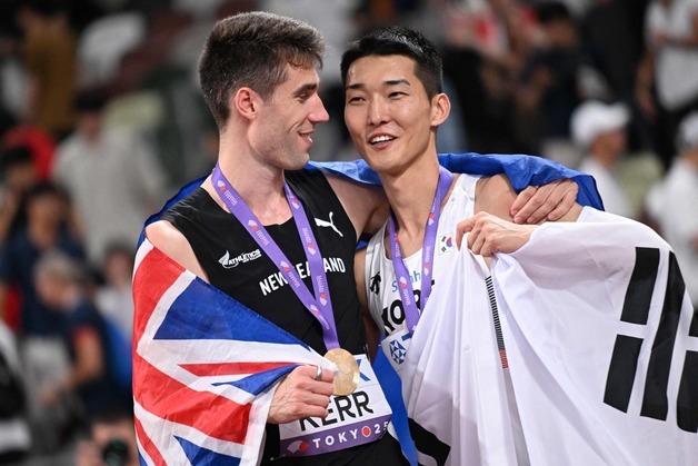 세계육상연맹, 2025년 남자 높이뛰기 우상혁·커 경쟁 조명