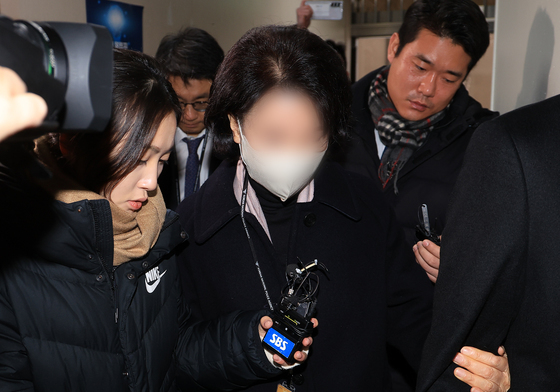 경찰, 한학자 총재 前 비서실장 '정치자금법 위반' 피의자 신분 소환(상보)