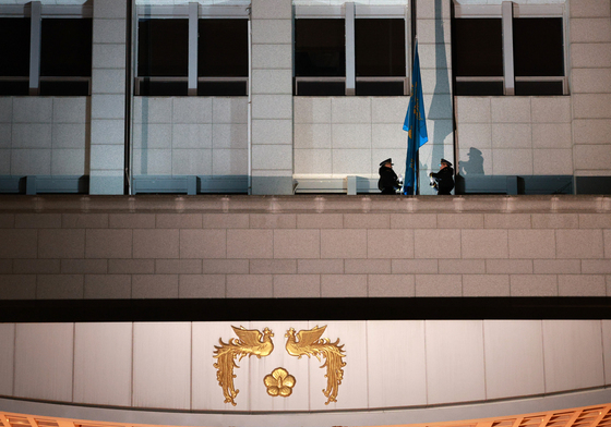 용산 대통령실에서 내려지는 봉황기