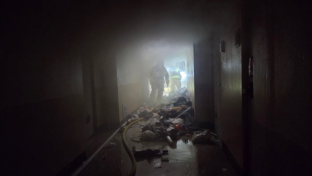 울산 남구 한 아파트서 화재…70대 남성 사망