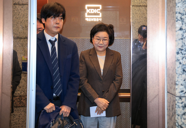 인사청문회 사무실 출근하는 이혜훈 후보자