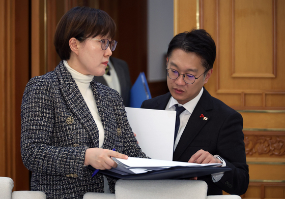 차담 준비하는 김현지 제1부속실장·김남준 대변인