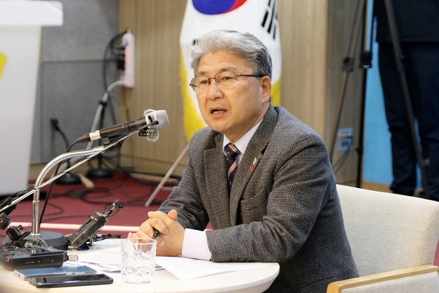 이상봉 의장 "제주4·3 왜곡 못하게 특별법 개정안 통과돼야"