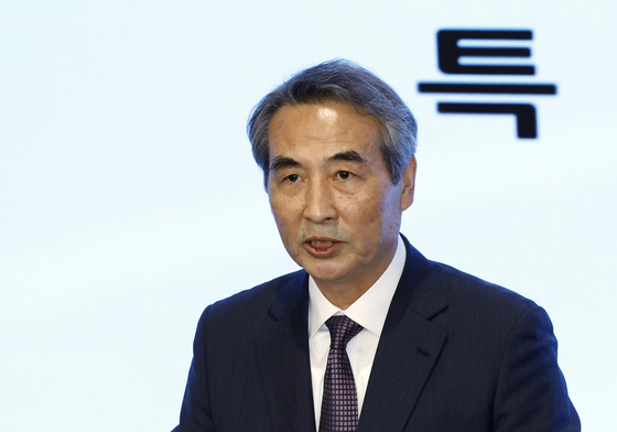 수사 결과 종합 브리핑하는 민중기 특검