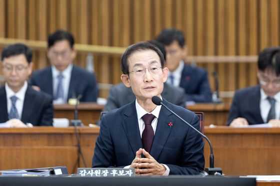 답변하는 김호철 감사원장 후보자