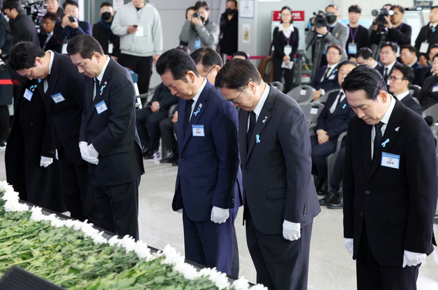 장동혁, 새만금 찾아 "정치적 계산 앞세우지 않고 전북 발전 이뤄낼 것"