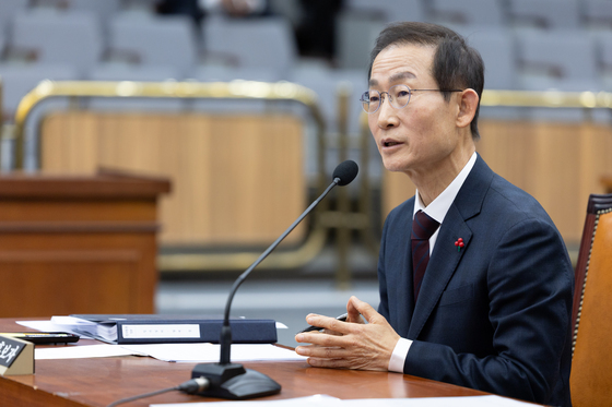 질의 답변하는 김호철 감사원장 후보자