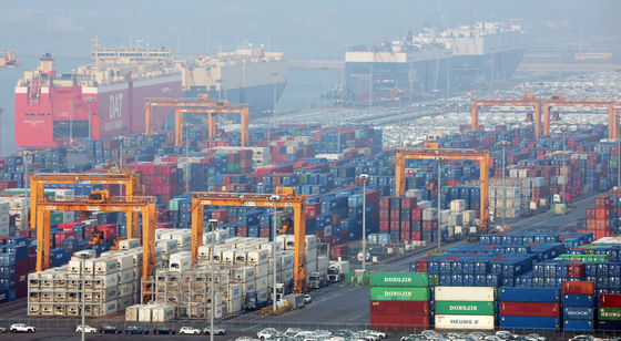 [속보]11월 생산 0.9%↑·투자 1.5%↑…소비는 3.3%↓