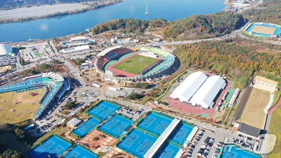 내년 강릉서 모든 경기하는 강원FC…춘천 사무국은 유지키로