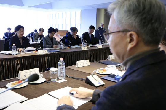 정은경 장관, 제1차 보건의료정책심의위원회 주재