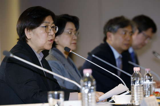 모두 발언하는 정은경 보건복지부 장관