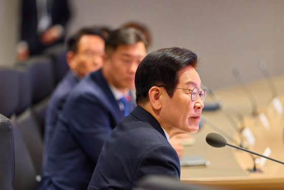 국가위기관리센터 찾아 발언하는 이재명 대통령