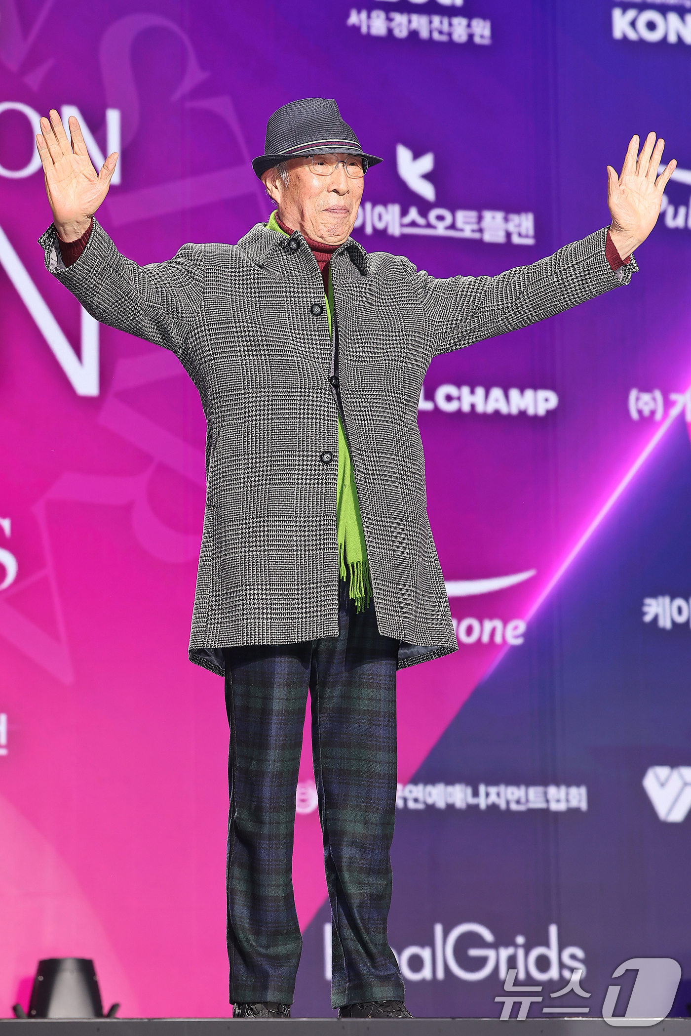 (서울=뉴스1) 김진환 기자 = 배우 겸 성우 김기현이 29일 오후 서울 동대문디자인플라자(DDP)에서 열린 '2025 서울콘 에이판 스타 어워즈'(2025 SEOULCON APA …