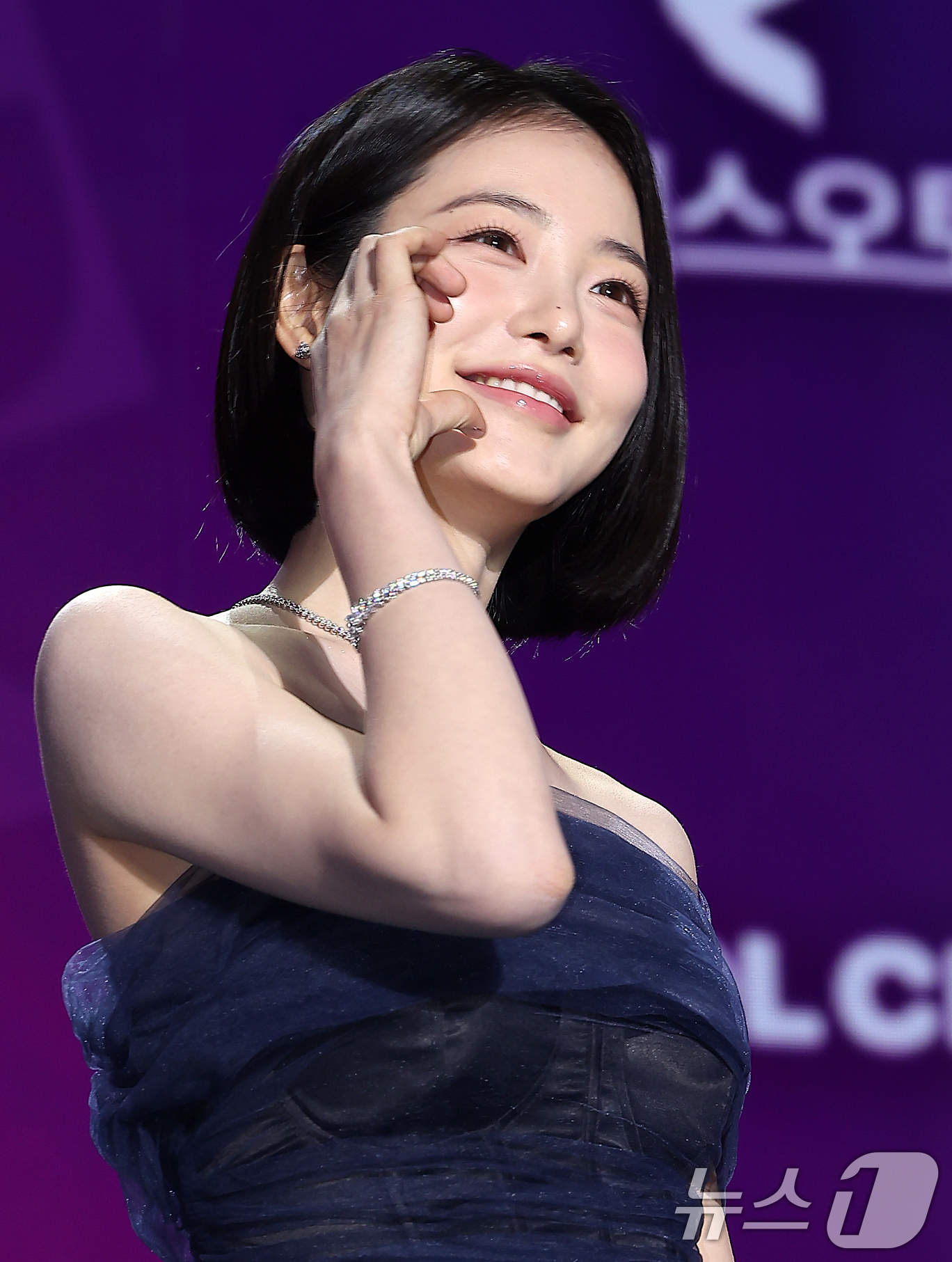 (서울=뉴스1) 김진환 기자 = 배우 신예은이 29일 오후 서울 동대문디자인플라자(DDP)에서 열린 '2025 서울콘 에이판 스타 어워즈'(2025 SEOULCON APAN STA …