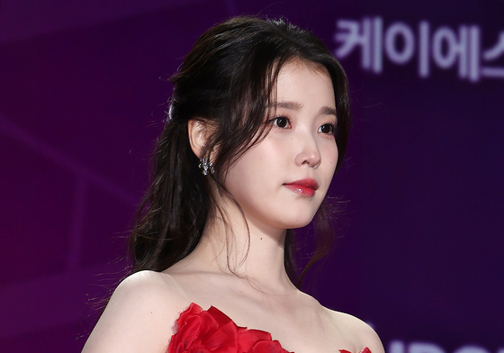 아이유, 이렇게 예쁘면 반칙!