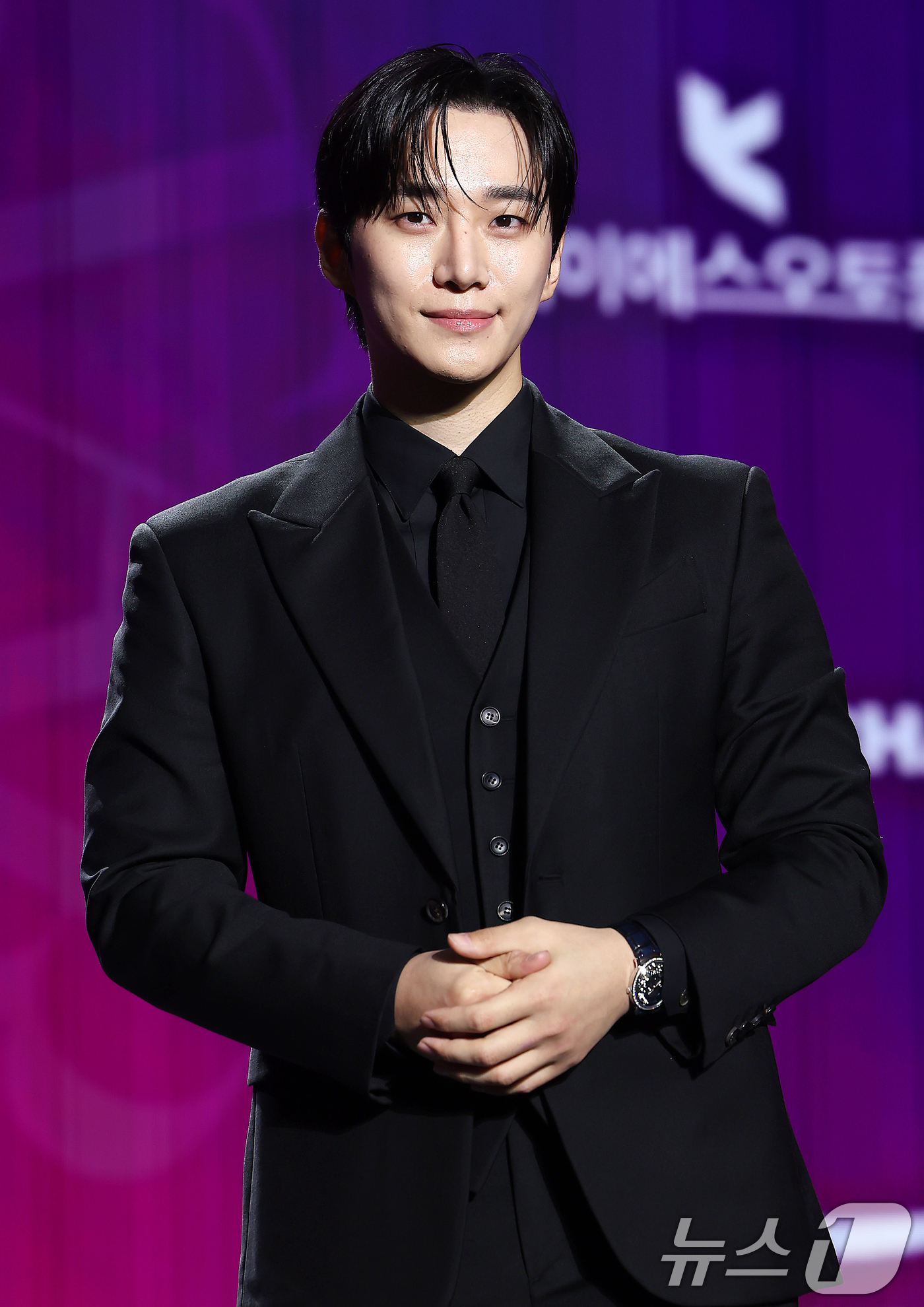 (서울=뉴스1) 김진환 기자 = 배우 이준호가 29일 오후 서울 동대문디자인플라자(DDP)에서 열린 '2025 서울콘 에이판 스타 어워즈'(2025 SEOULCON APAN STA …