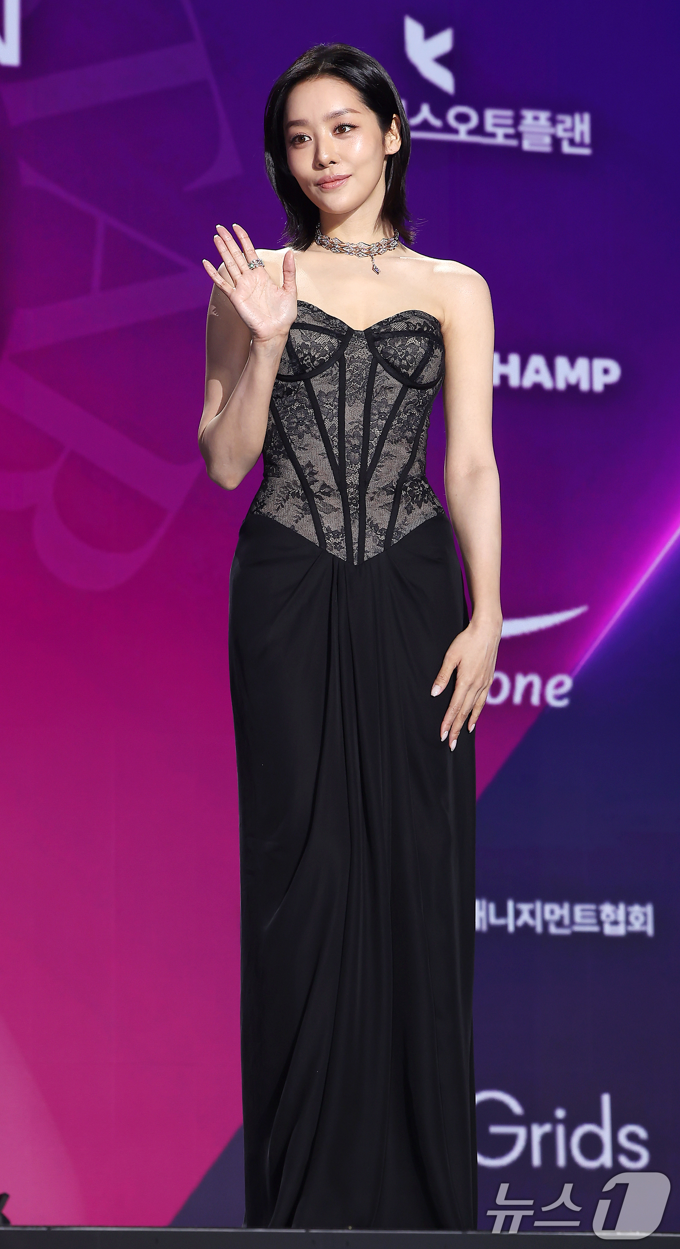 (서울=뉴스1) 김진환 기자 = 배우 차주영이 29일 오후 서울 동대문디자인플라자(DDP)에서 열린 '2025 서울콘 에이판 스타 어워즈'(2025 SEOULCON APAN STA …