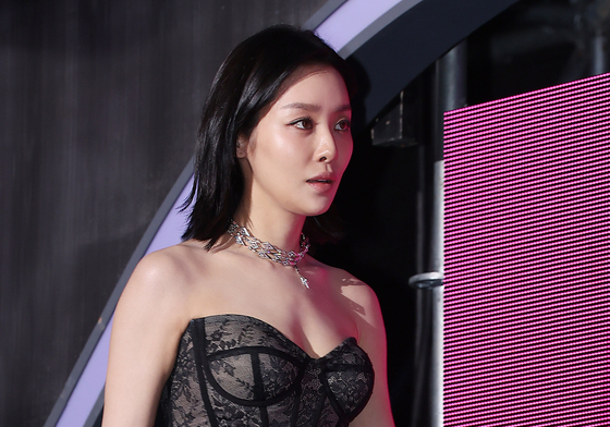 차주영, 섹시한 시스루