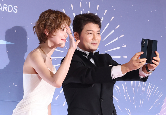 장도연·전현무, 레드카펫 도중 PPL