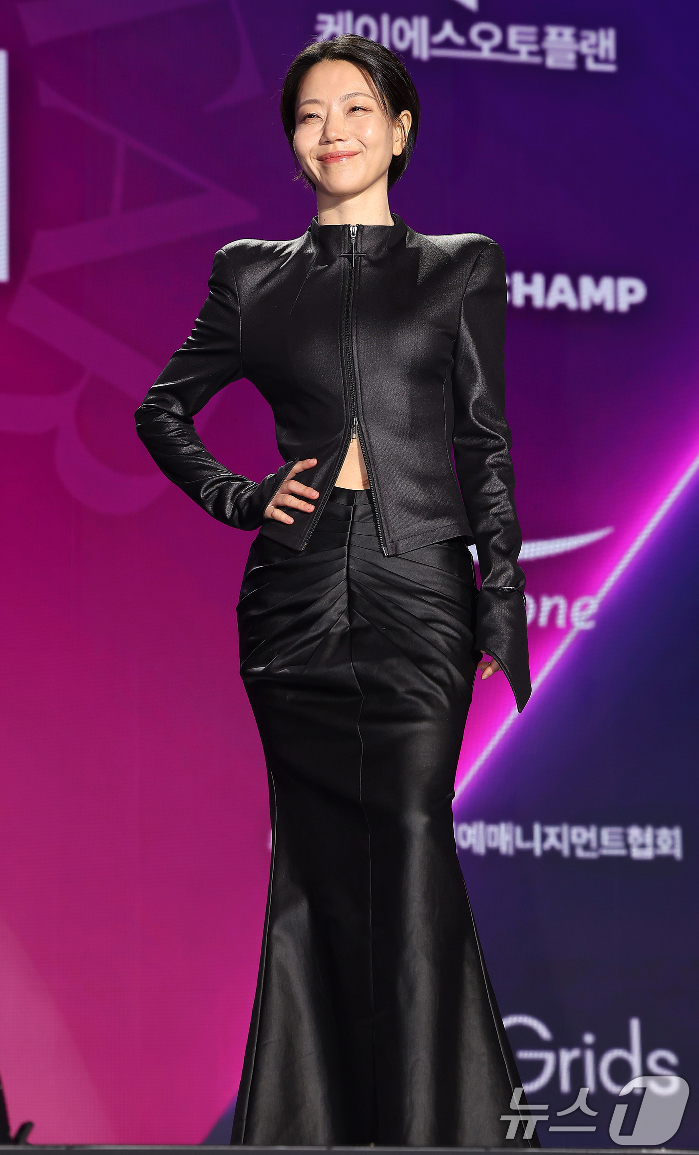 (서울=뉴스1) 김진환 기자 = 배우 김신록이 29일 오후 서울 동대문디자인플라자(DDP)에서 열린 '2025 서울콘 에이판 스타 어워즈'(2025 SEOULCON APAN STA …