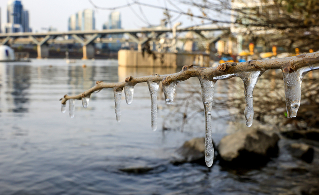-14도 한파 속 수도권·강원에 최고 8㎝ 눈[오늘날씨]