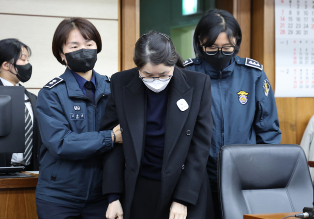 [속보] 특검, '현대판 매관매직' 김건희 7년 6개월 구형