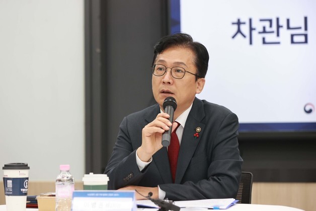 "청년이 소상공인 성장 동력"…청년 대표·전문가 머리 맞대