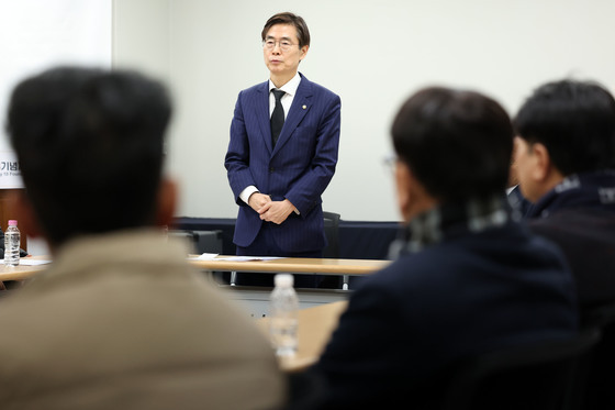 5·18 3단체 만난 조경태