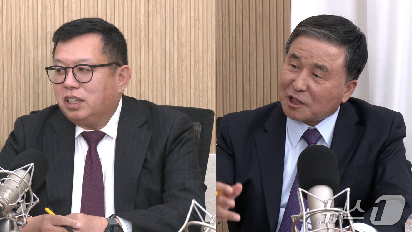 본문 이미지 - 뉴스1TV &#39;이슈 라이브&#39; 12.3 계엄 1년 특집방송에 출연한 전인범 전 육군 특수전사령관&#40;좌&#41;과 정항래 전 육군 군수사령관&#40;우&#41;. 2025.12.3./뉴스1