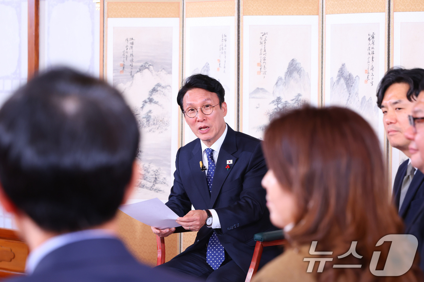 (서울=뉴스1) 임세영 기자 = 김민석 국무총리가 3일 서울 종로구 삼청동 국무총리 공관에서 열린 응급환자 이송체계 개선 토론회에서 발언을 하고 있다. (총리실 제공. 재판매 및 …