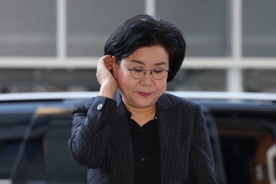 청문회 준비 사무실 출근하는 이혜훈 장관 후보자