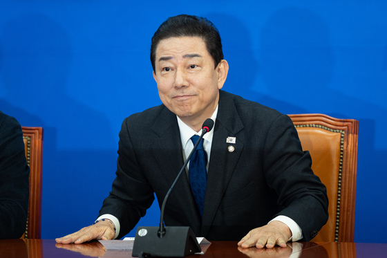 경찰, 김병기·강선우 의혹 관련 고발인 줄소환…수사 속도