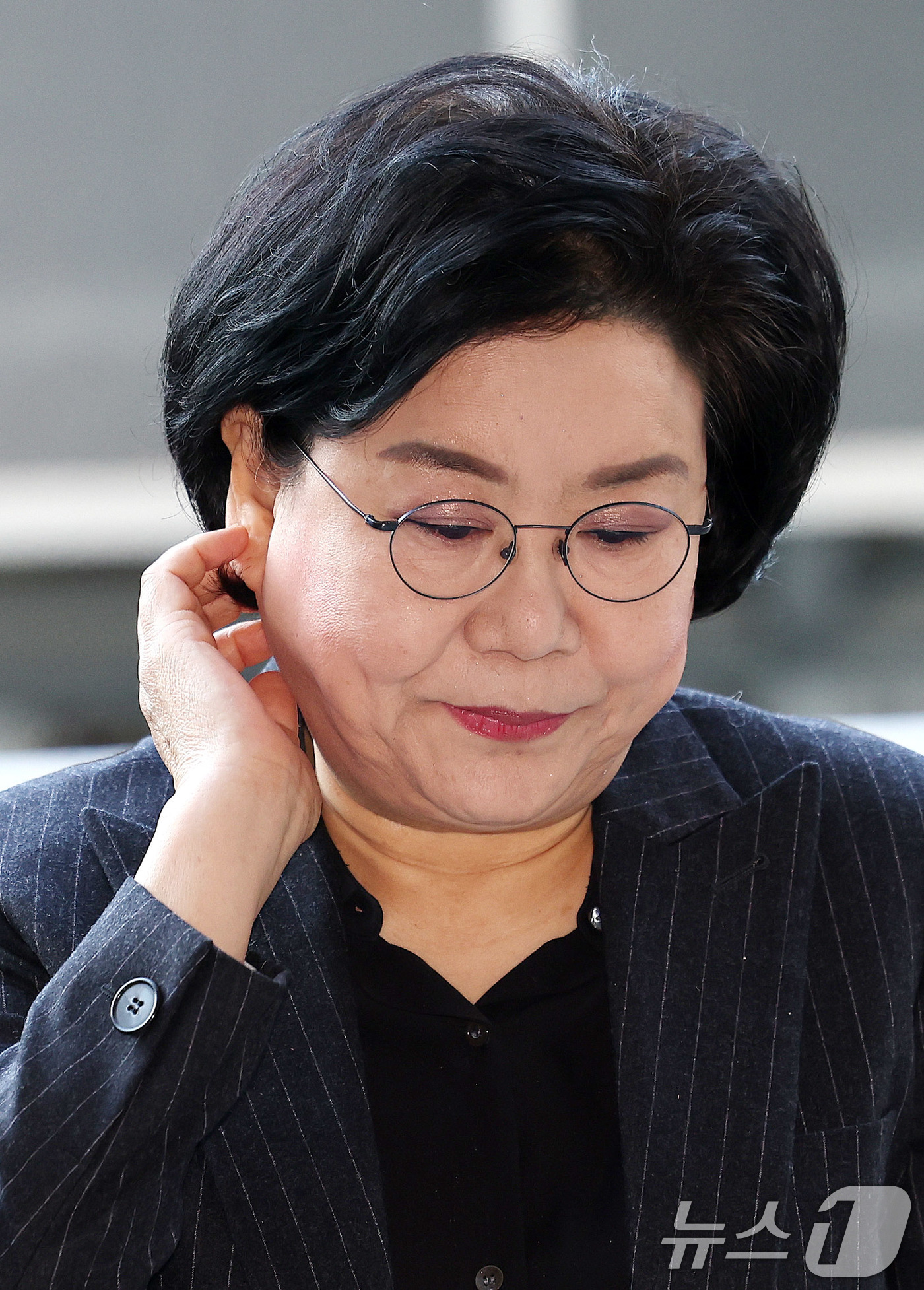 (서울=뉴스1) 박지혜 기자 = 이혜훈 기획예산처 장관 후보자가 30일 오전 서울 중구 예금보험공사에 마련된 인사청문회 준비 사무실로 출근하고 있다. 2025.12.30/뉴스1