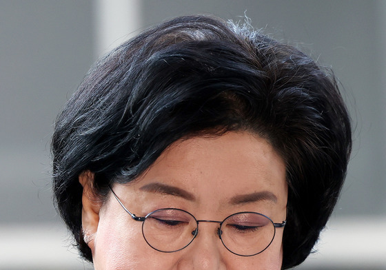 이혜훈, '내란옹호' 공개사과…"잘못된 과거와 단절할 것"