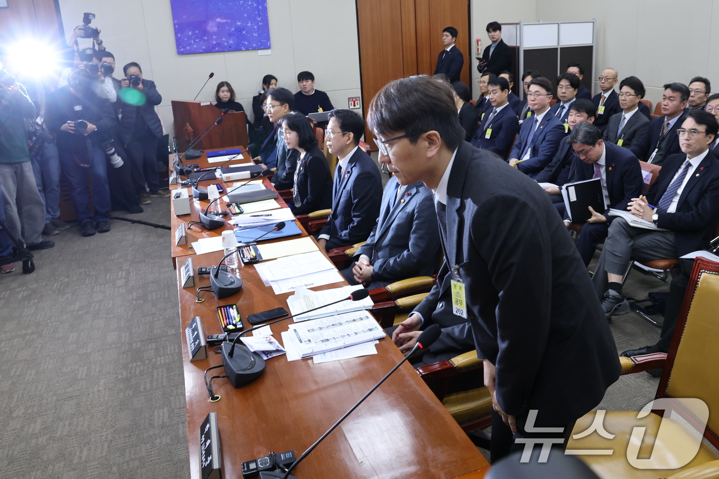 (서울=뉴스1) 이승배 기자 = 박대준 전 쿠팡 대표이사가 30일 서울 여의도 국회에서 열린 제430회국회(임시회) 쿠팡 침해사고 및 개인정보 유출, 불공정 거래, 노동환경 실태 …