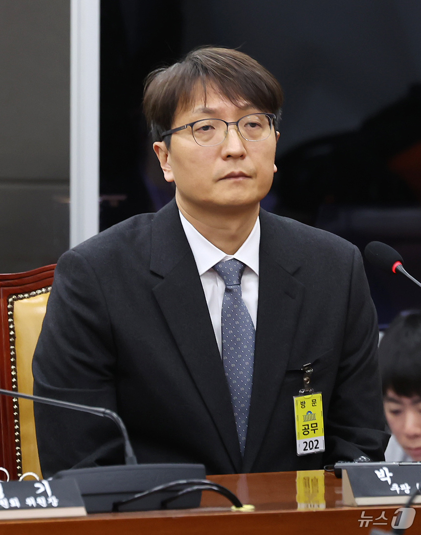 (서울=뉴스1) 장수영 기자 = 박대준 전 쿠팡 대표이사가 30일 서울 여의도 국회에서 열린 제430회국회(임시회) 쿠팡 침해사고 및 개인정보 유출, 불공정 거래, 노동환경 실태 …