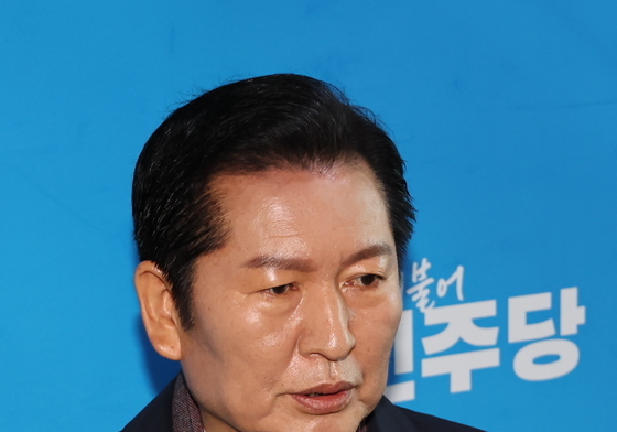 김병기 원내대표 사퇴 관련 발언하는 정청래 대표