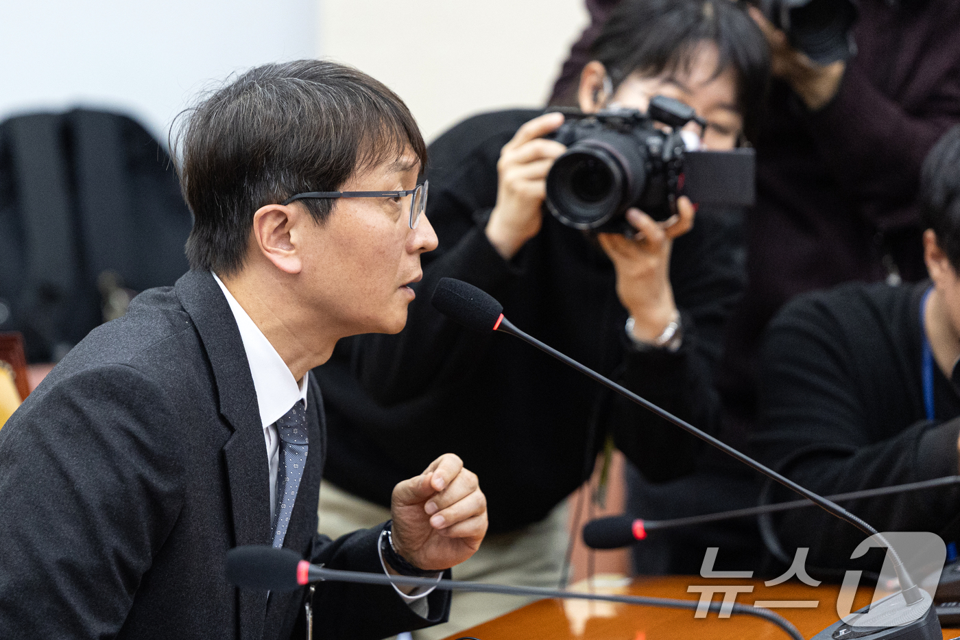 (서울=뉴스1) 이승배 기자 = 박대준 전 쿠팡 대표이사가 30일 서울 여의도 국회에서 열린 제430회국회(임시회) 쿠팡 침해사고 및 개인정보 유출, 불공정 거래, 노동환경 실태 …