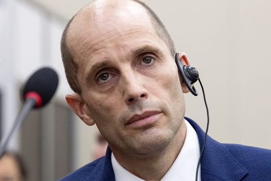 경찰, 로저스 쿠팡 대표에 출석 통보…'접속 로그' 삭제 방치 의혹