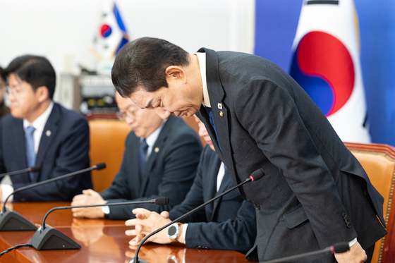 뻗어가는 김병기 의혹, 거취 압박…민주 '제명 결정' 촉각